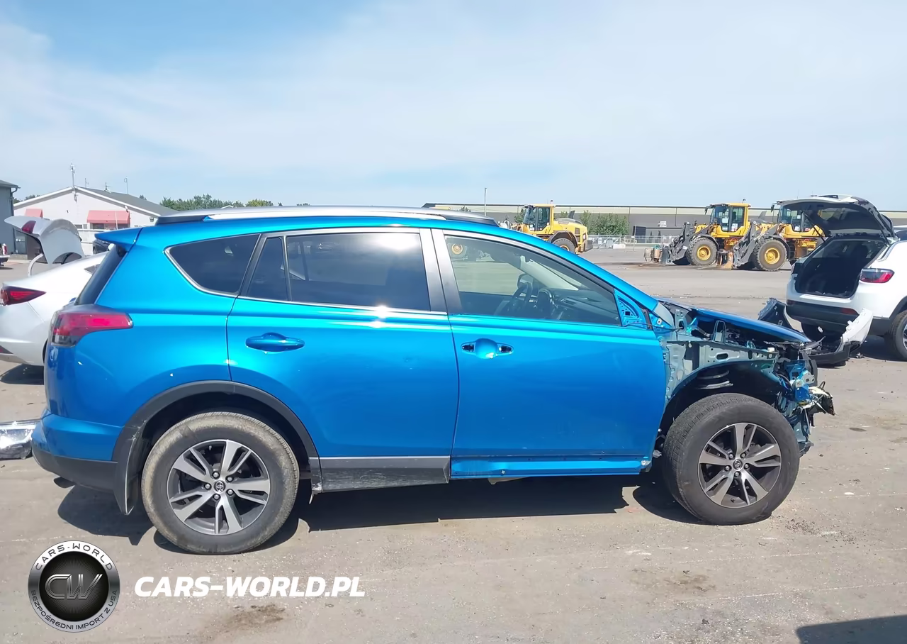 2018 Toyota Rav4 Xle VIN:JTMRFREVXJD254758 - 14