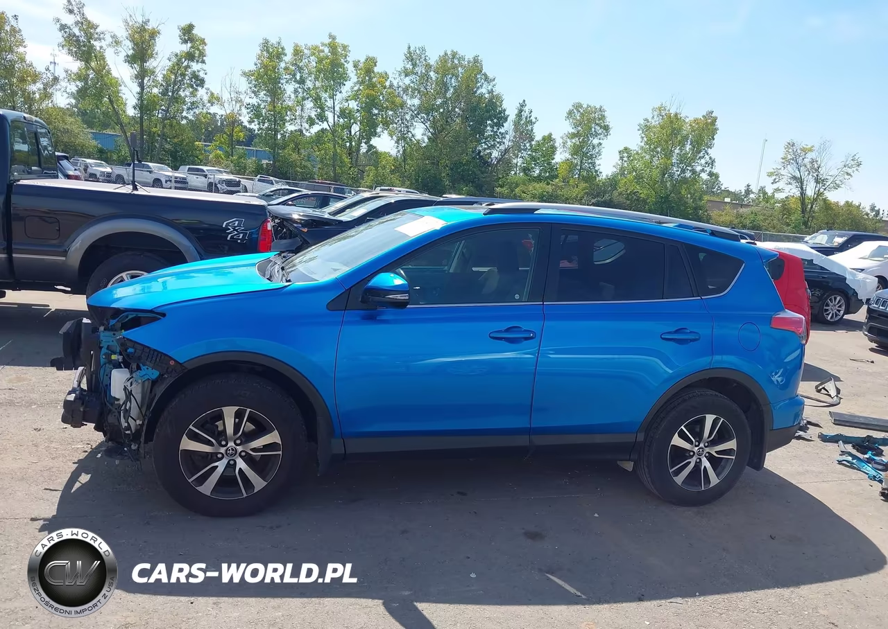 2018 Toyota Rav4 Xle VIN:JTMRFREVXJD254758 - 15