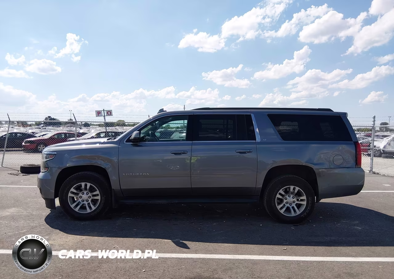 2019 Chevrolet Suburban Lt VIN:1GNSKHKC8KR304627 - 14