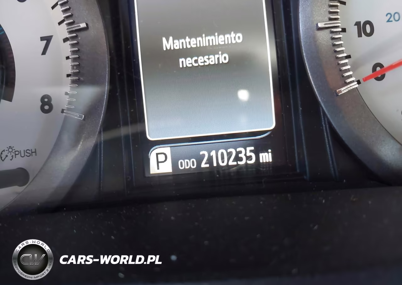 2015 Toyota Sienna Se 8 Passenger VIN:5TDXK3DC5FS605622 - 16