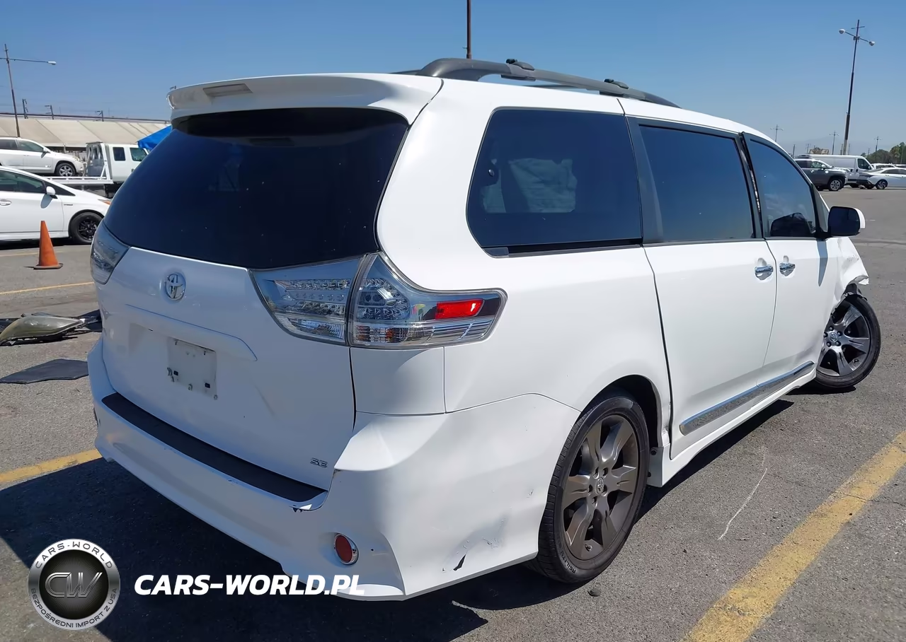 2015 Toyota Sienna Se 8 Passenger VIN:5TDXK3DC5FS605622 - 4