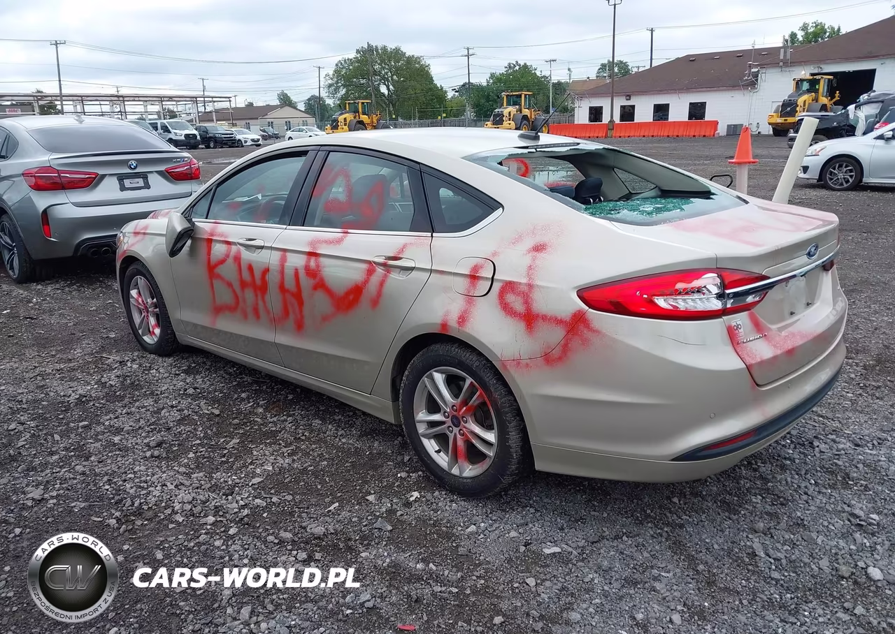 2018 Ford Fusion Se VIN:3FA6P0H79JR179640 - 3