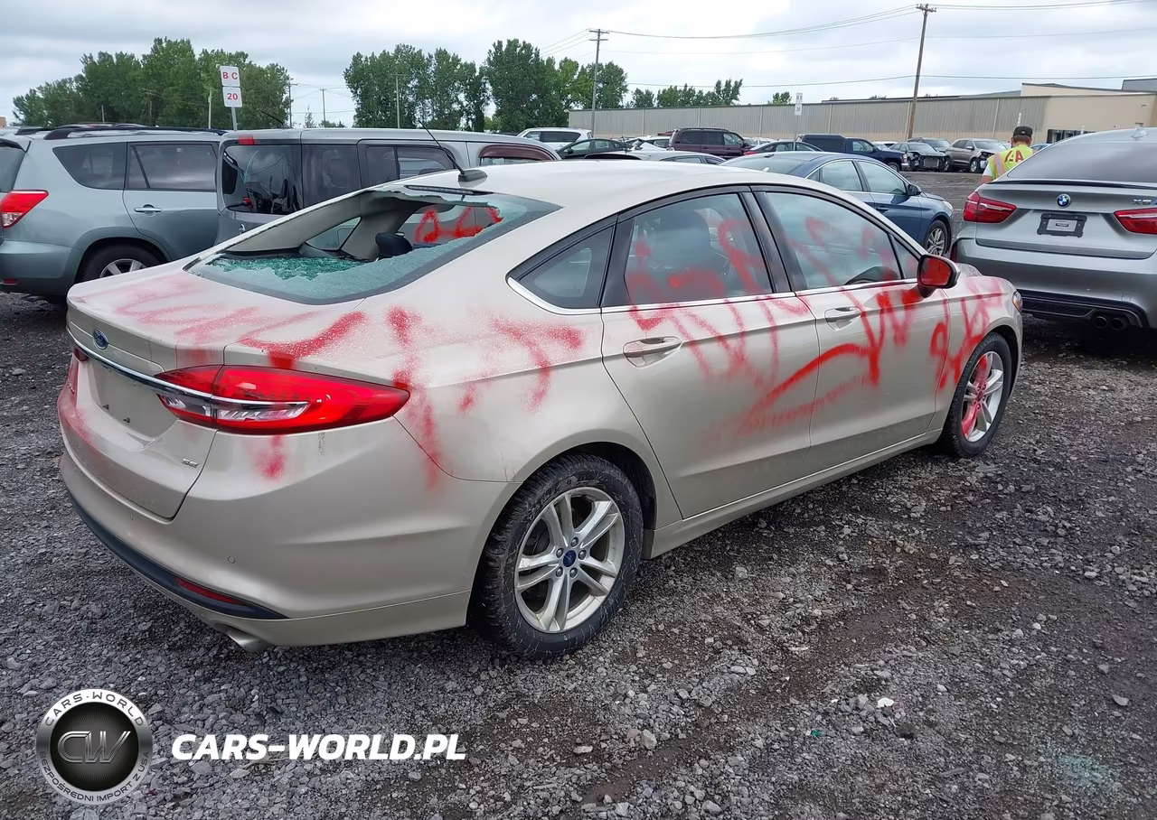 2018 Ford Fusion Se VIN:3FA6P0H79JR179640 - 4
