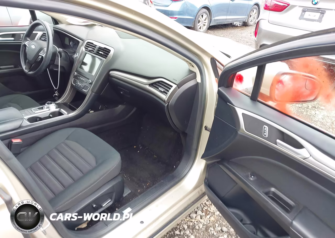 2018 Ford Fusion Se VIN:3FA6P0H79JR179640 - 5
