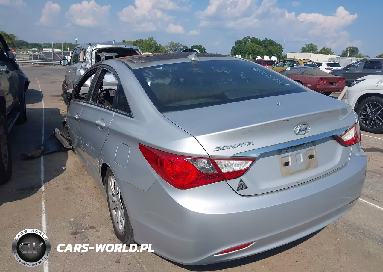 2011 Hyundai Sonata Gls VIN:5NPEB4ACXBH028782 - 3