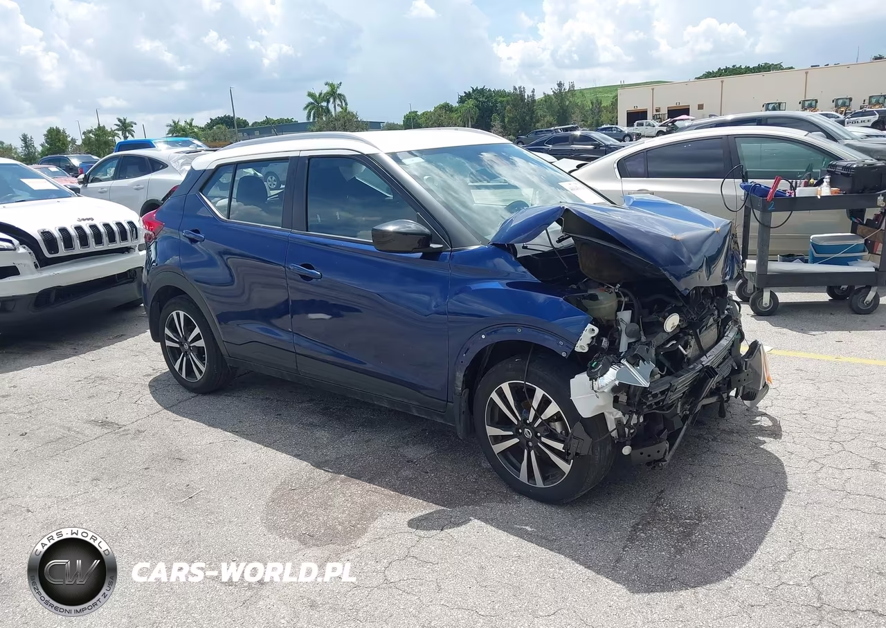 2020 Nissan Kicks Sv Xtronic Cvt