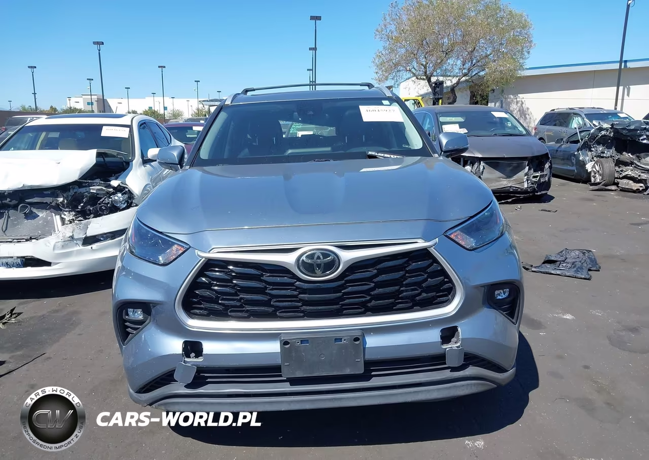 2022 Toyota Highlander Xle VIN:5TDGZRAH9NS114905 - 13