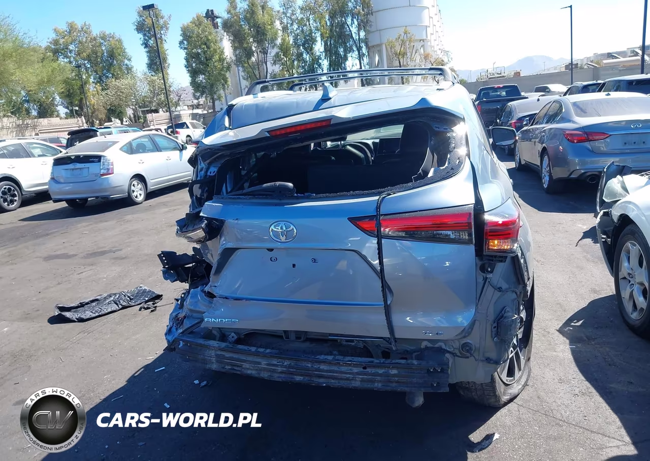 2022 Toyota Highlander Xle VIN:5TDGZRAH9NS114905 - 17