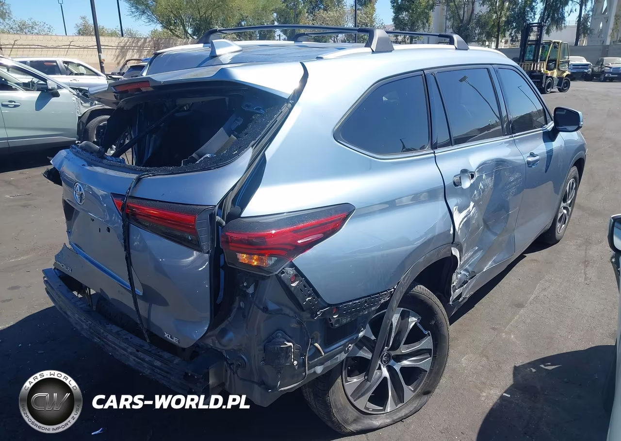 2022 Toyota Highlander Xle VIN:5TDGZRAH9NS114905 - 18
