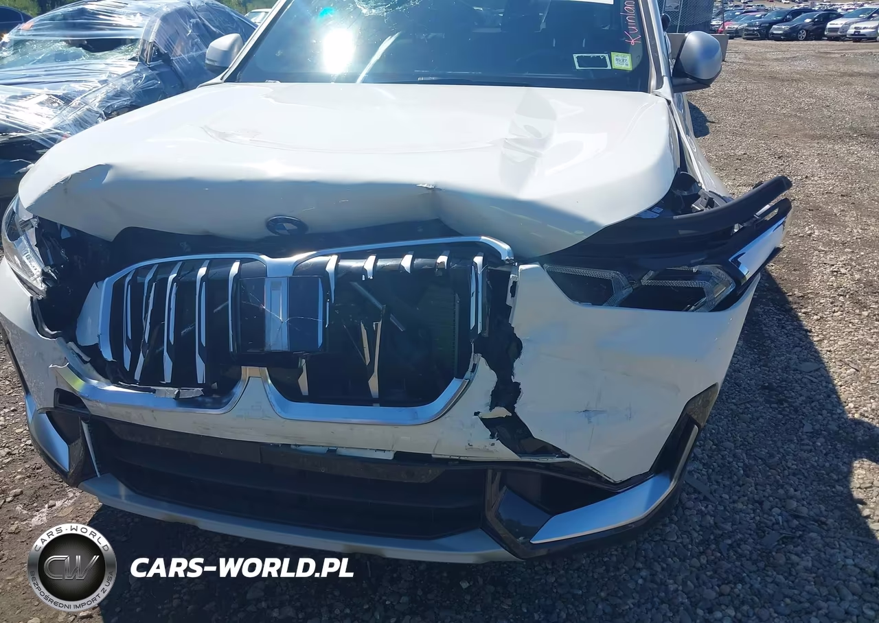 2023 BMW X1 xDrive28I VIN:WBX73EF07P5X74093 - 10