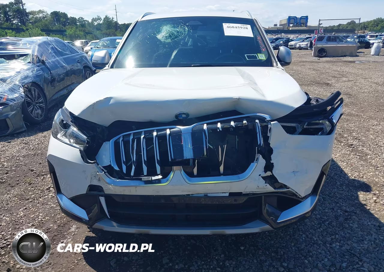 2023 BMW X1 xDrive28I VIN:WBX73EF07P5X74093 - 12
