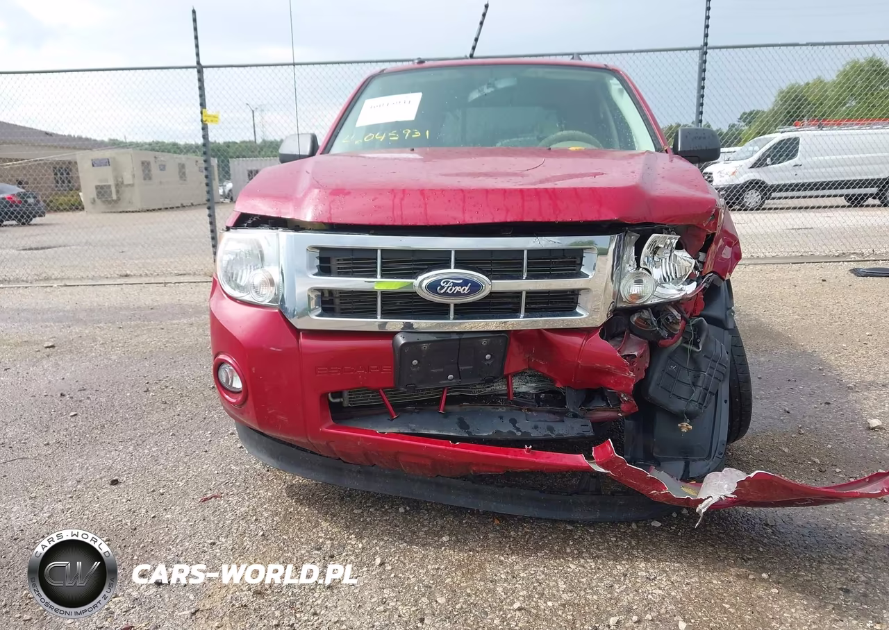 2011 Ford Escape Xlt VIN:1FMCU0D74BKA32736 - 12