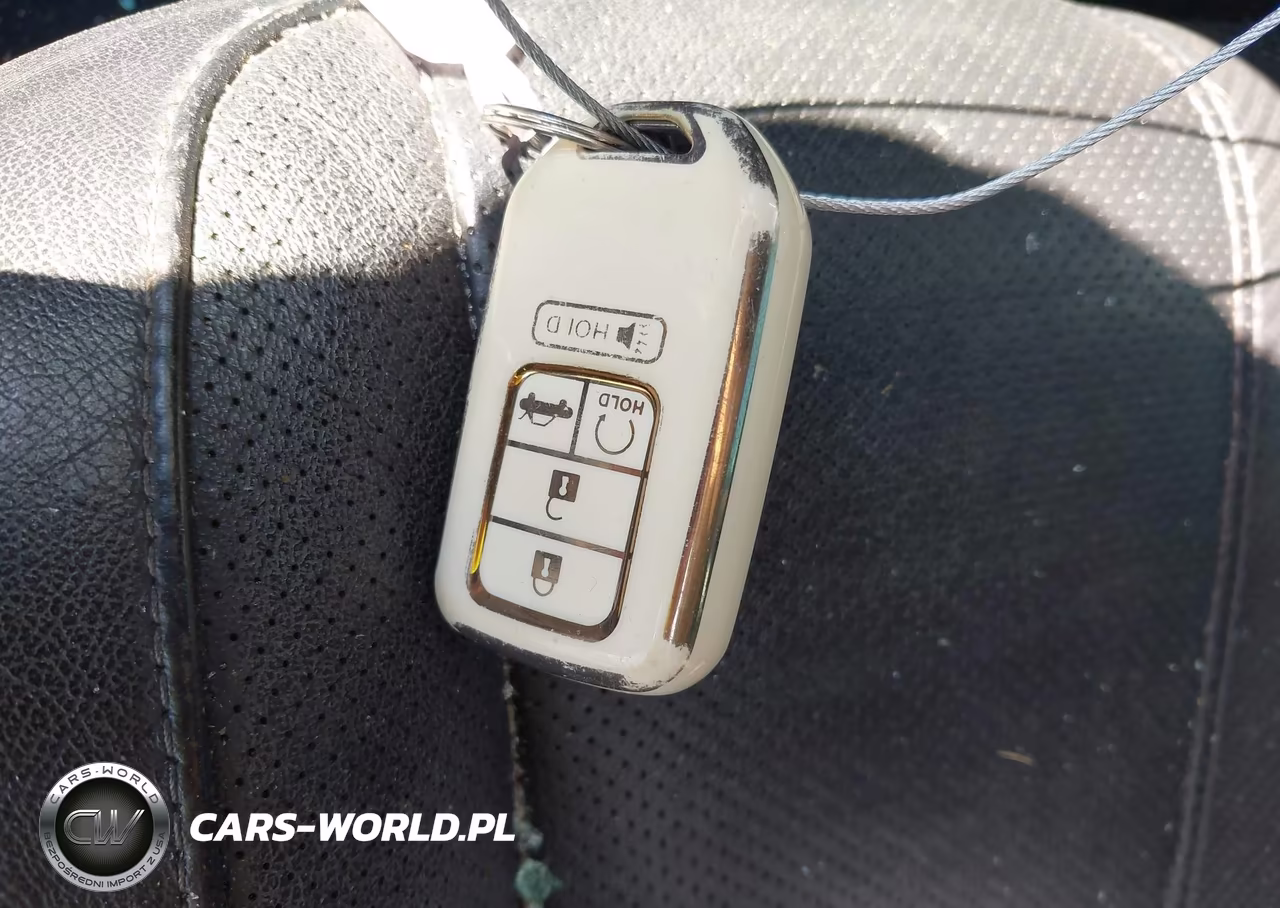 2016 Honda Civic Touring VIN:19XFC1F9XGE020318 - 11