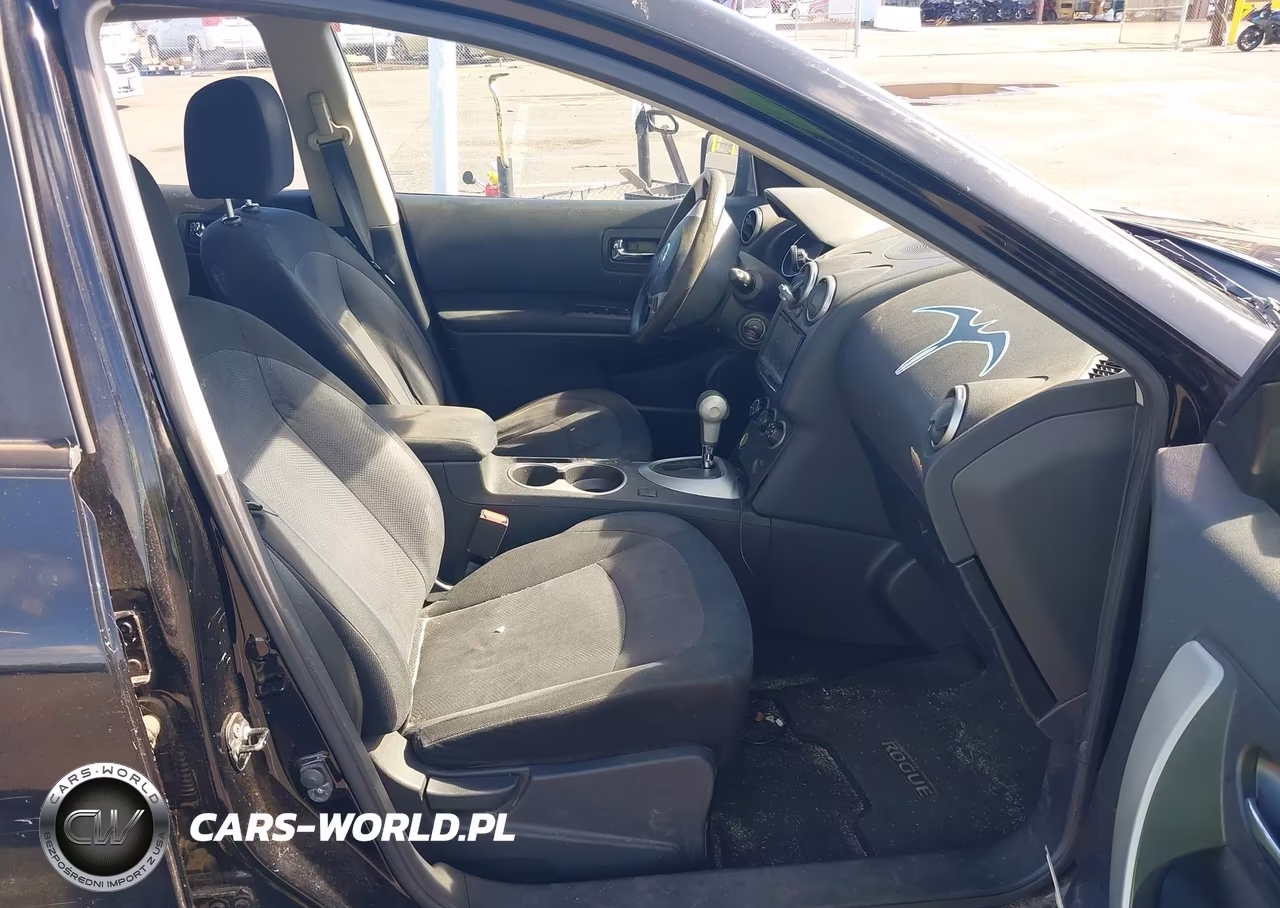 2013 Nissan Rogue S VIN:JN8AS5MV1DW643935 - 5