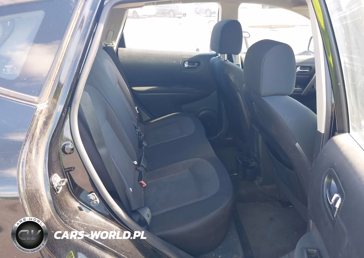 2013 Nissan Rogue S VIN:JN8AS5MV1DW643935 - 8