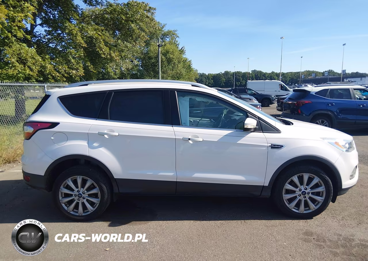2017 Ford Escape Titanium VIN:1FMCU0JD2HUE20183 - 12