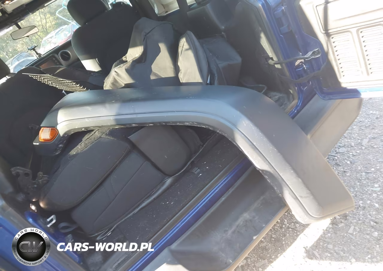 2019 Jeep Wrangler Sport 4X4 VIN:1C4GJXAG0KW585839 - 12