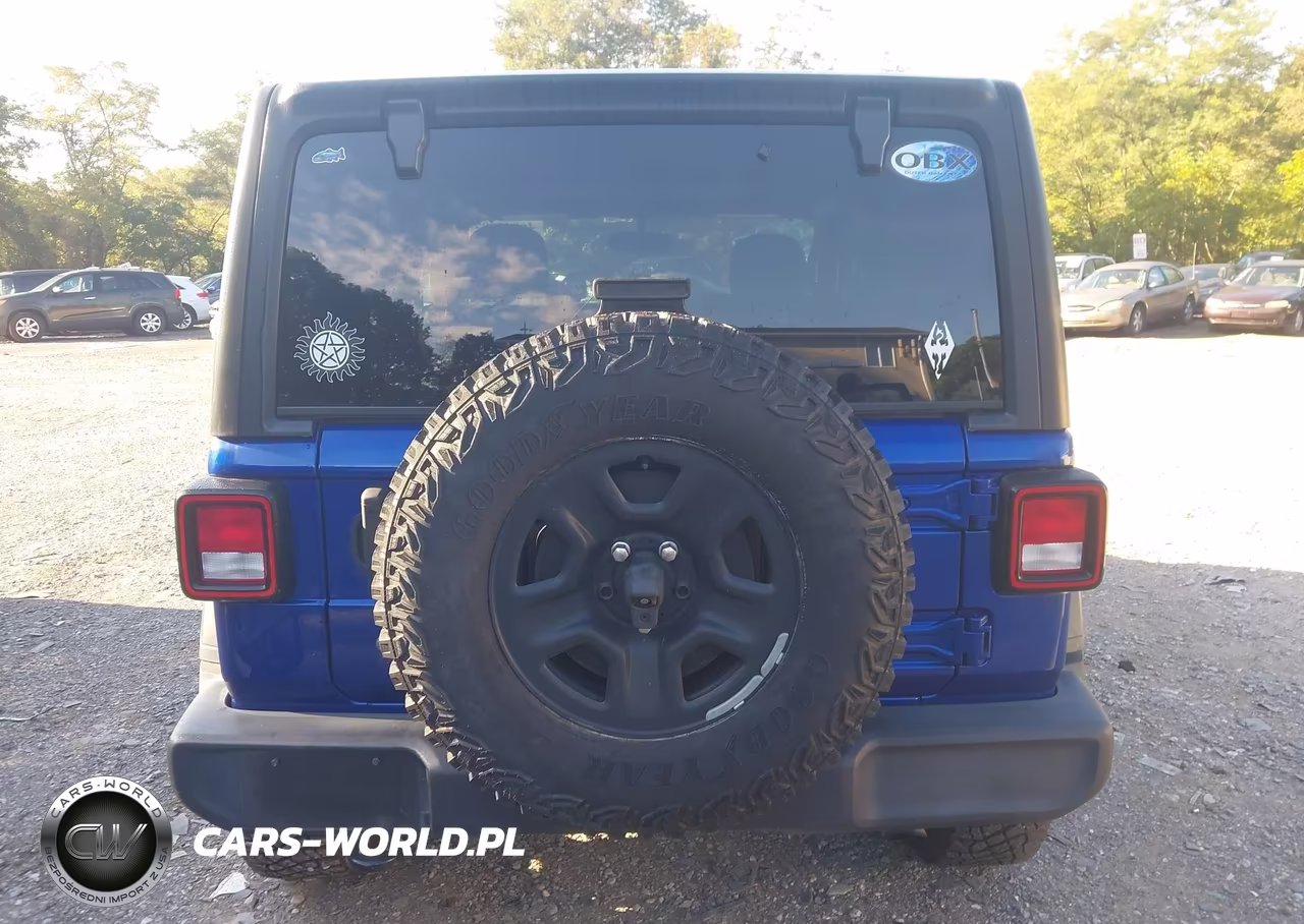 2019 Jeep Wrangler Sport 4X4 VIN:1C4GJXAG0KW585839 - 17