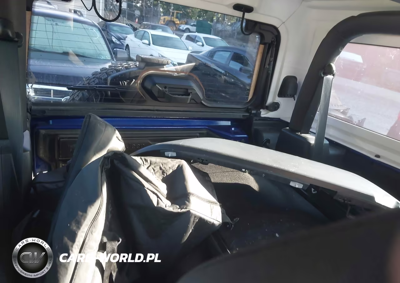 2019 Jeep Wrangler Sport 4X4 VIN:1C4GJXAG0KW585839 - 8
