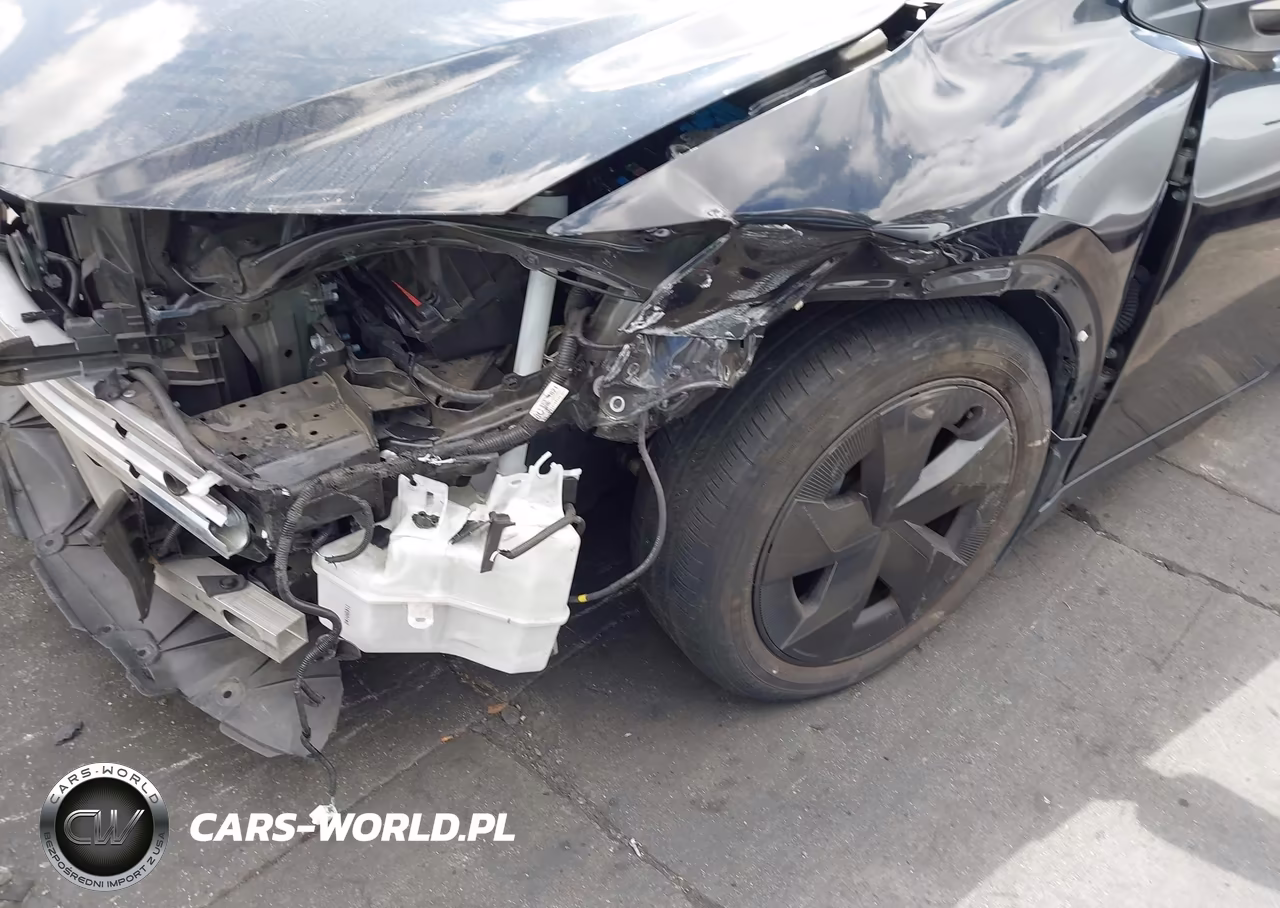 2024 Toyota Prius Le VIN:JTDACAAU6R3041876 - 6