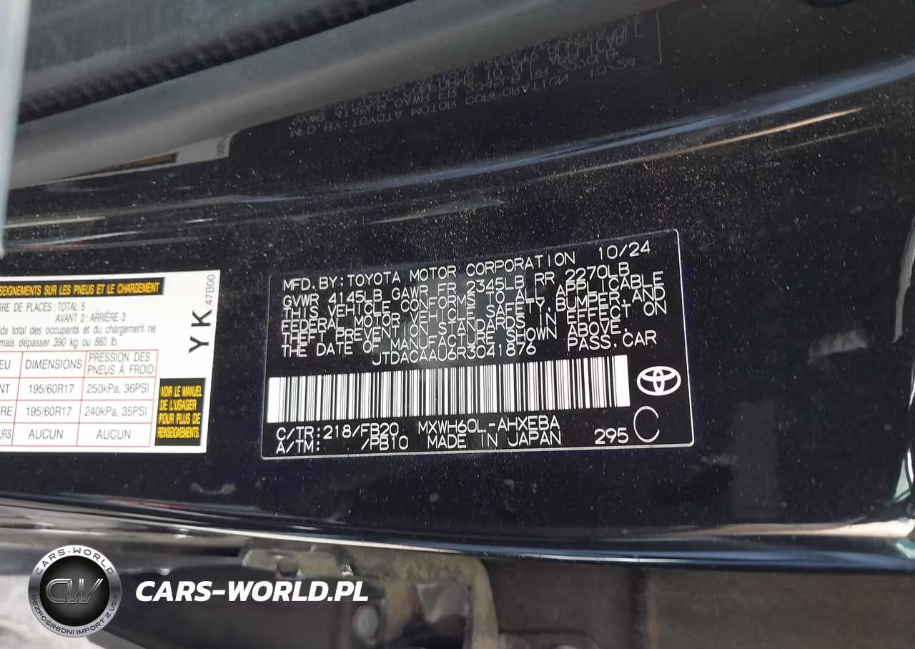 2024 Toyota Prius Le VIN:JTDACAAU6R3041876 - 9