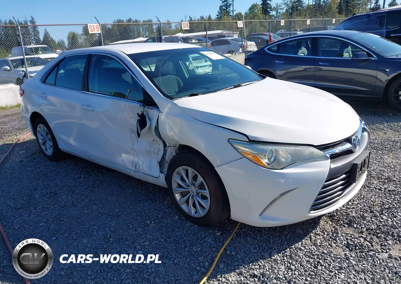 2016 Toyota Camry Le