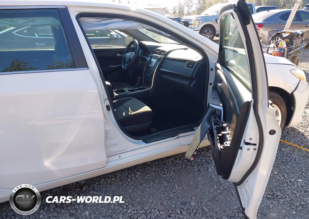 2016 Toyota Camry Le VIN:4T4BF1FK2GR522039 - 5