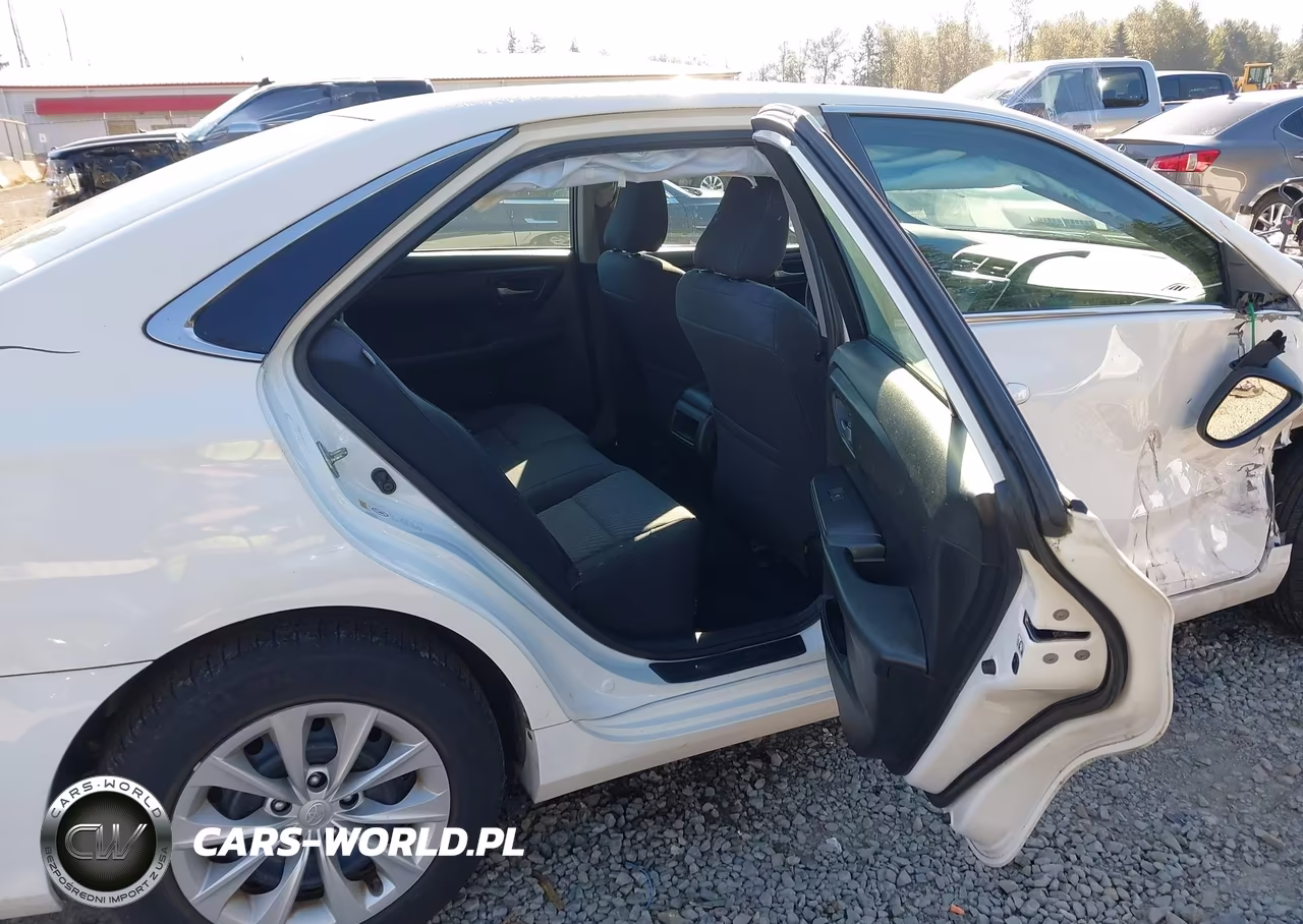 2016 Toyota Camry Le VIN:4T4BF1FK2GR522039 - 8