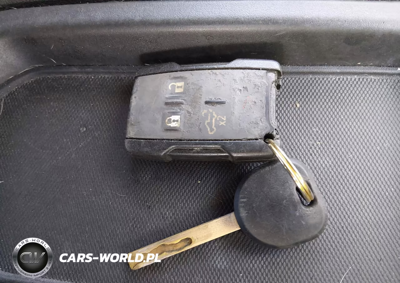 2019 Chevrolet Silverado 1500 Work Truck VIN:1GCRWAEH5KZ199491 - 11