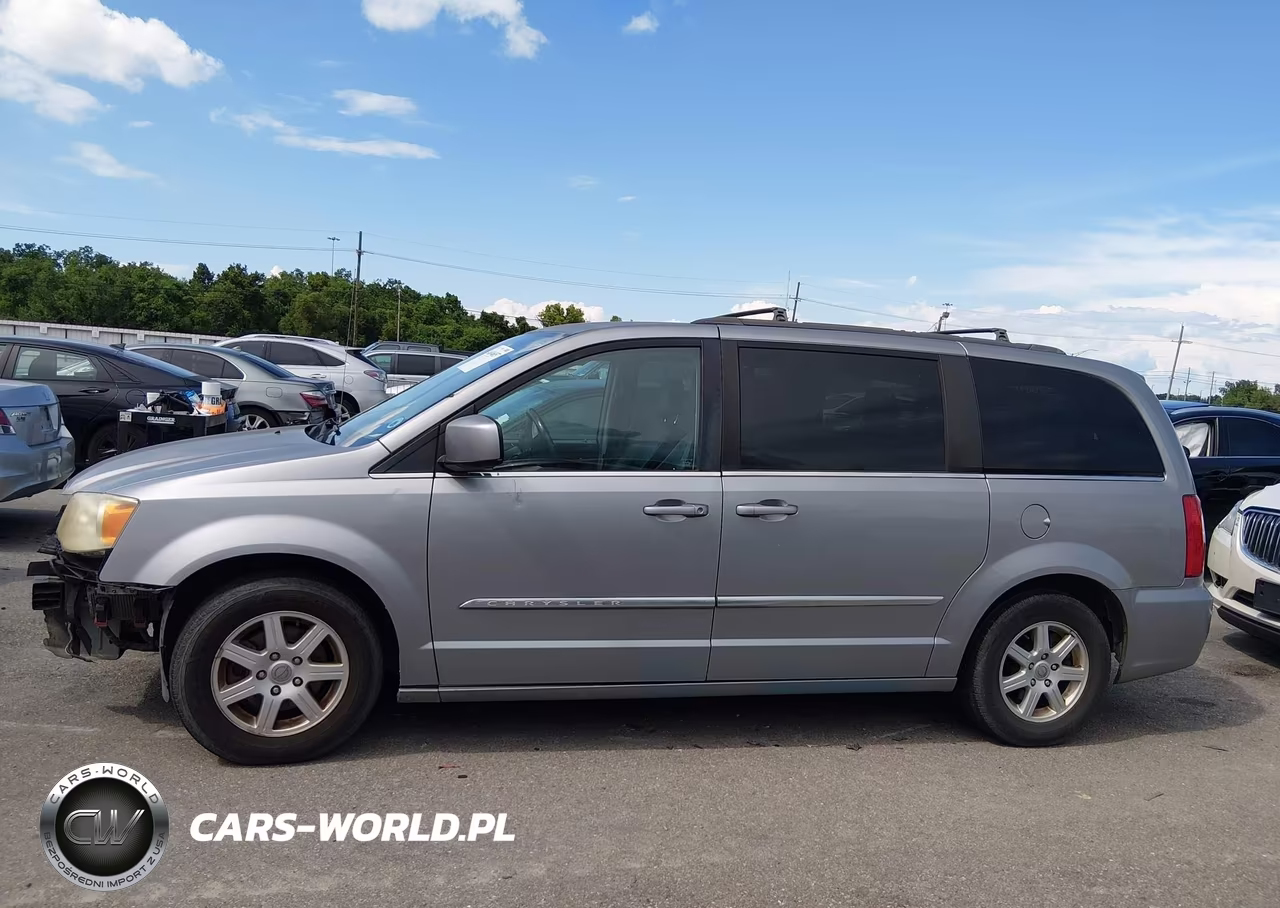 2013 Chrysler Town & Country Touring VIN:2C4RC1BG2DR583181 - 15
