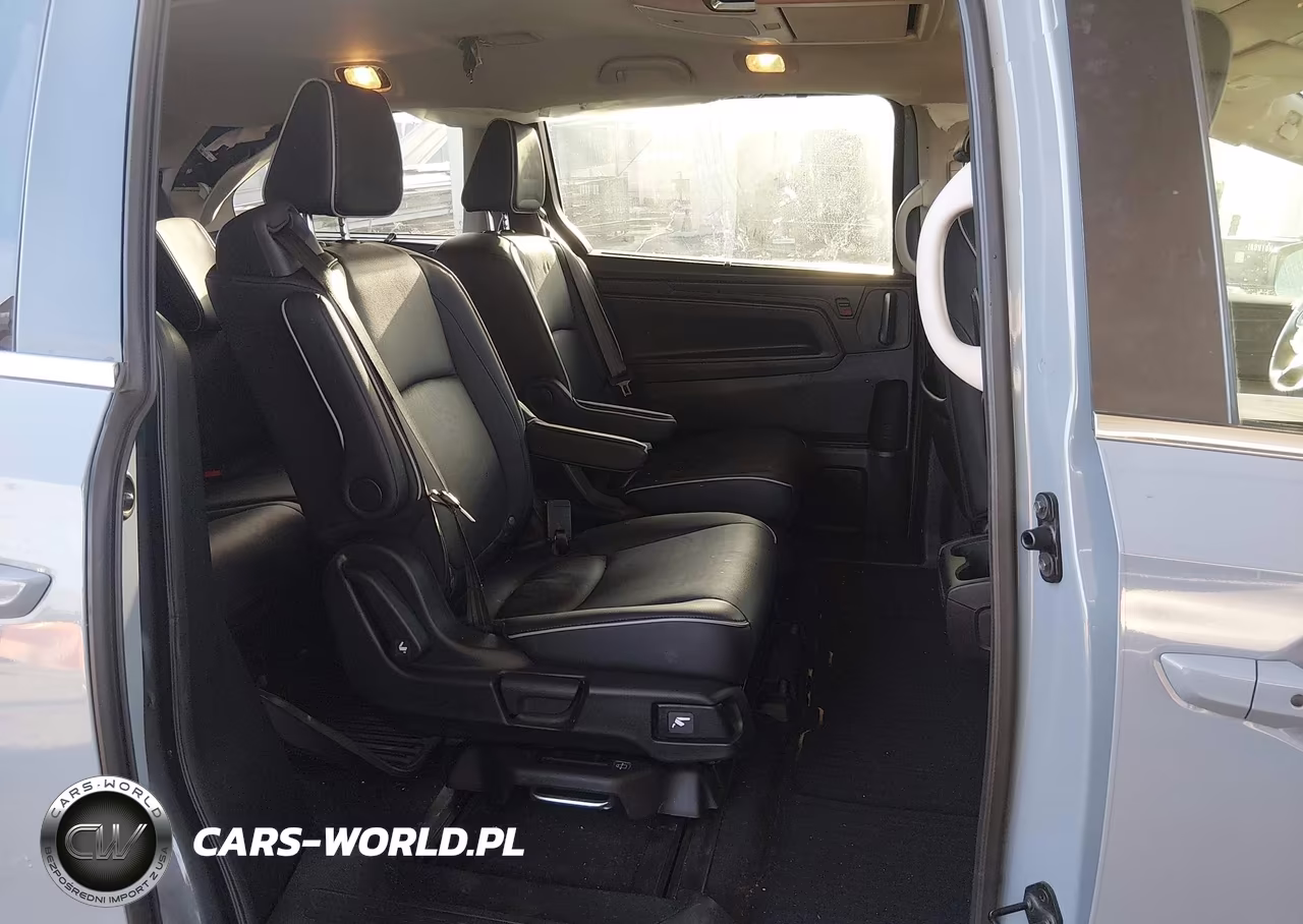2025 Honda Odyssey Touring VIN:5FNRL6H88SB044313 - 8