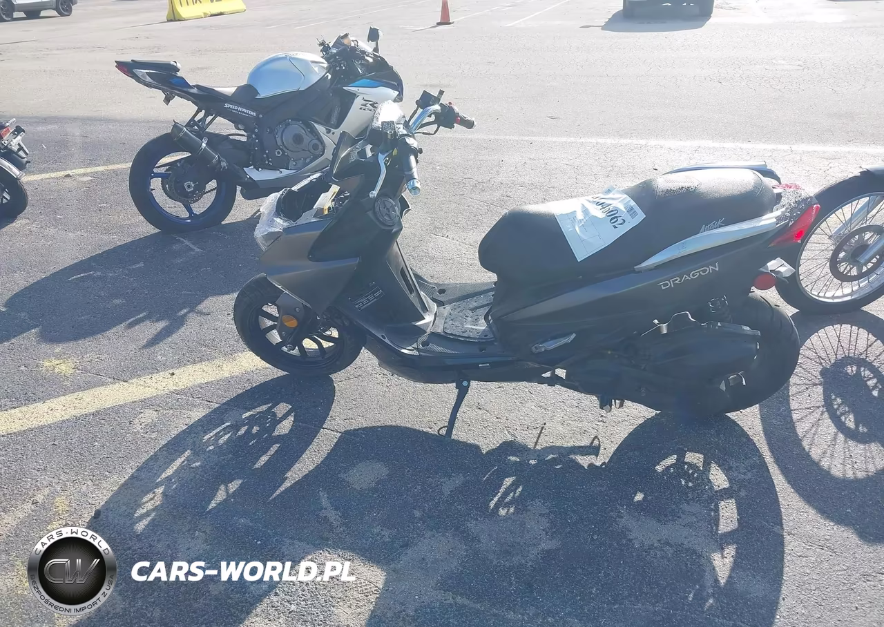 2022 Yiben 7 Series VIN:LYDY7TKH2N1500006 - 13