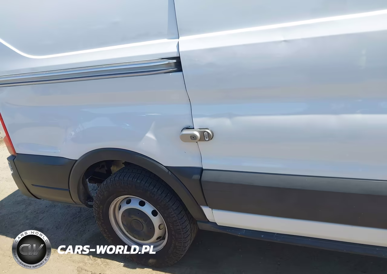 2019 Ford Transit-150 VIN:1FTYE1YM6KKB19390 - 18