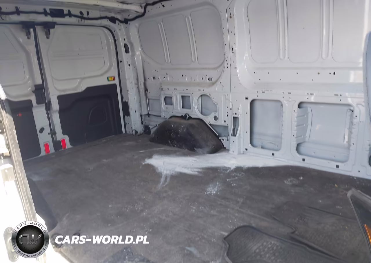 2019 Ford Transit-150 VIN:1FTYE1YM6KKB19390 - 8