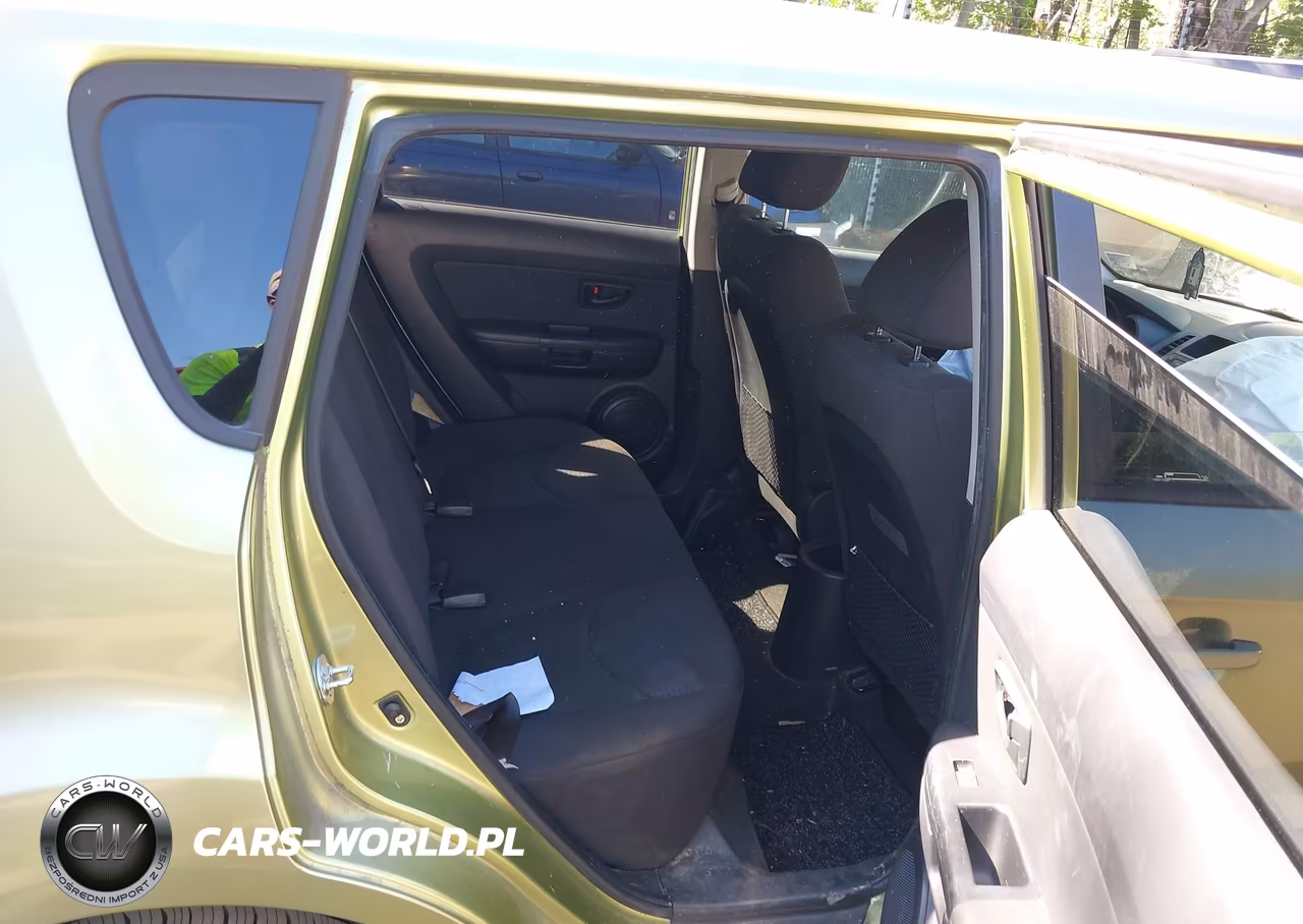 2012 Kia Soul VIN:KNDJT2A54C7471467 - 8