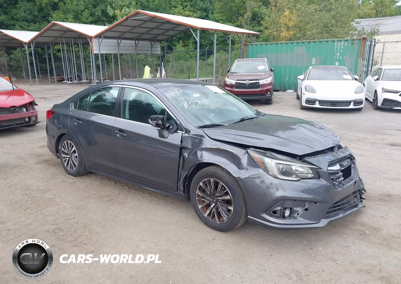 2018 Subaru Legacy 2.5I Premium VIN:4S3BNAF61J3041930 - 1