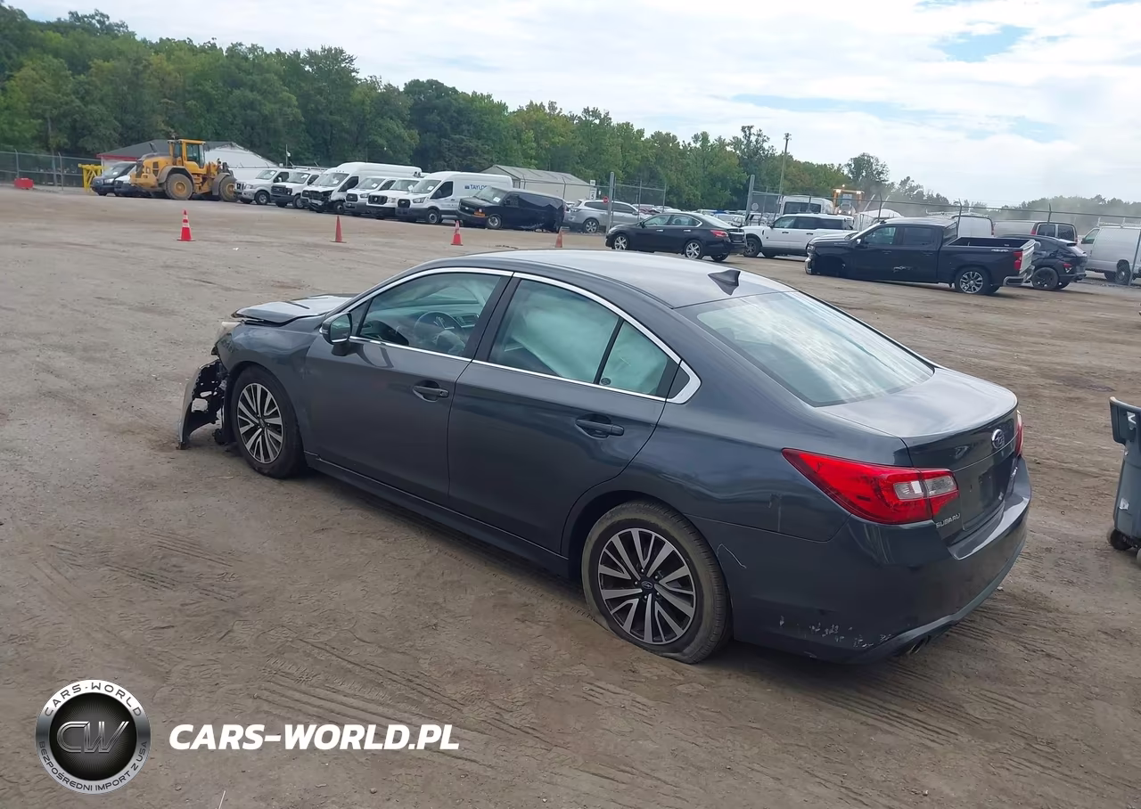 2018 Subaru Legacy 2.5I Premium VIN:4S3BNAF61J3041930 - 3