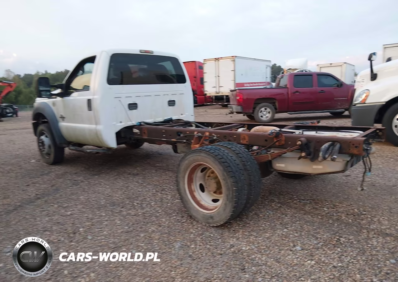 2014 Ford F-450 Chassis Xl VIN:1FDUF4GT5EEB18249 - 3