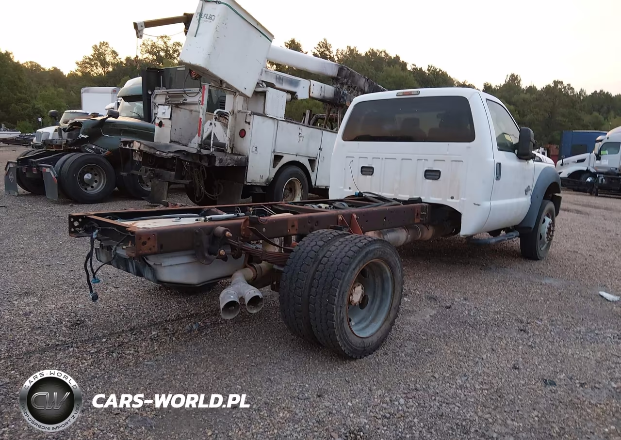 2014 Ford F-450 Chassis Xl VIN:1FDUF4GT5EEB18249 - 4