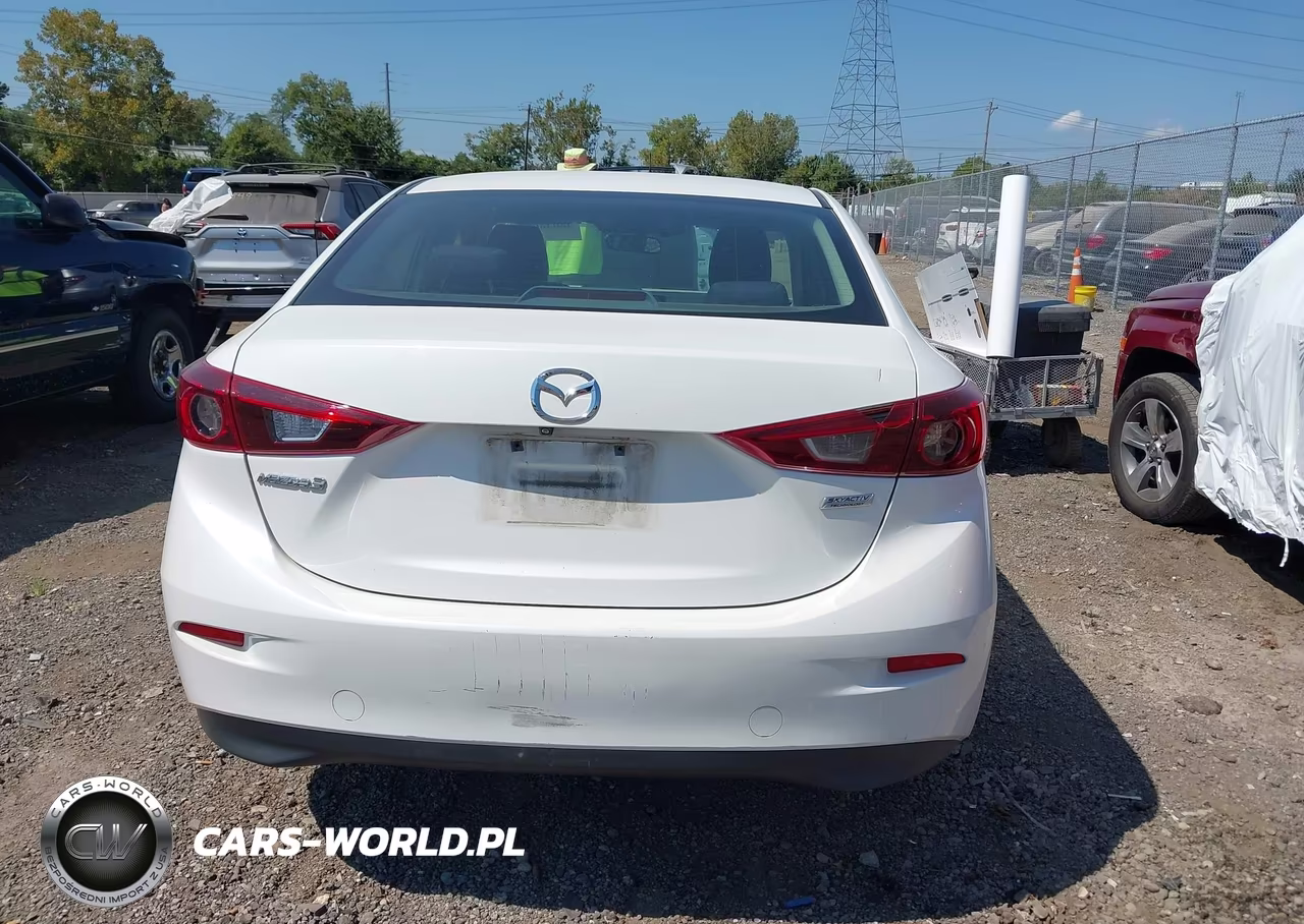 2017 Mazda Mazda3 Sport VIN:3MZBN1U79HM104564 - 16