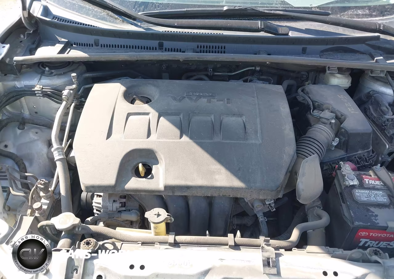 2019 Toyota Corolla Le VIN:5YFBURHE1KP860872 - 10