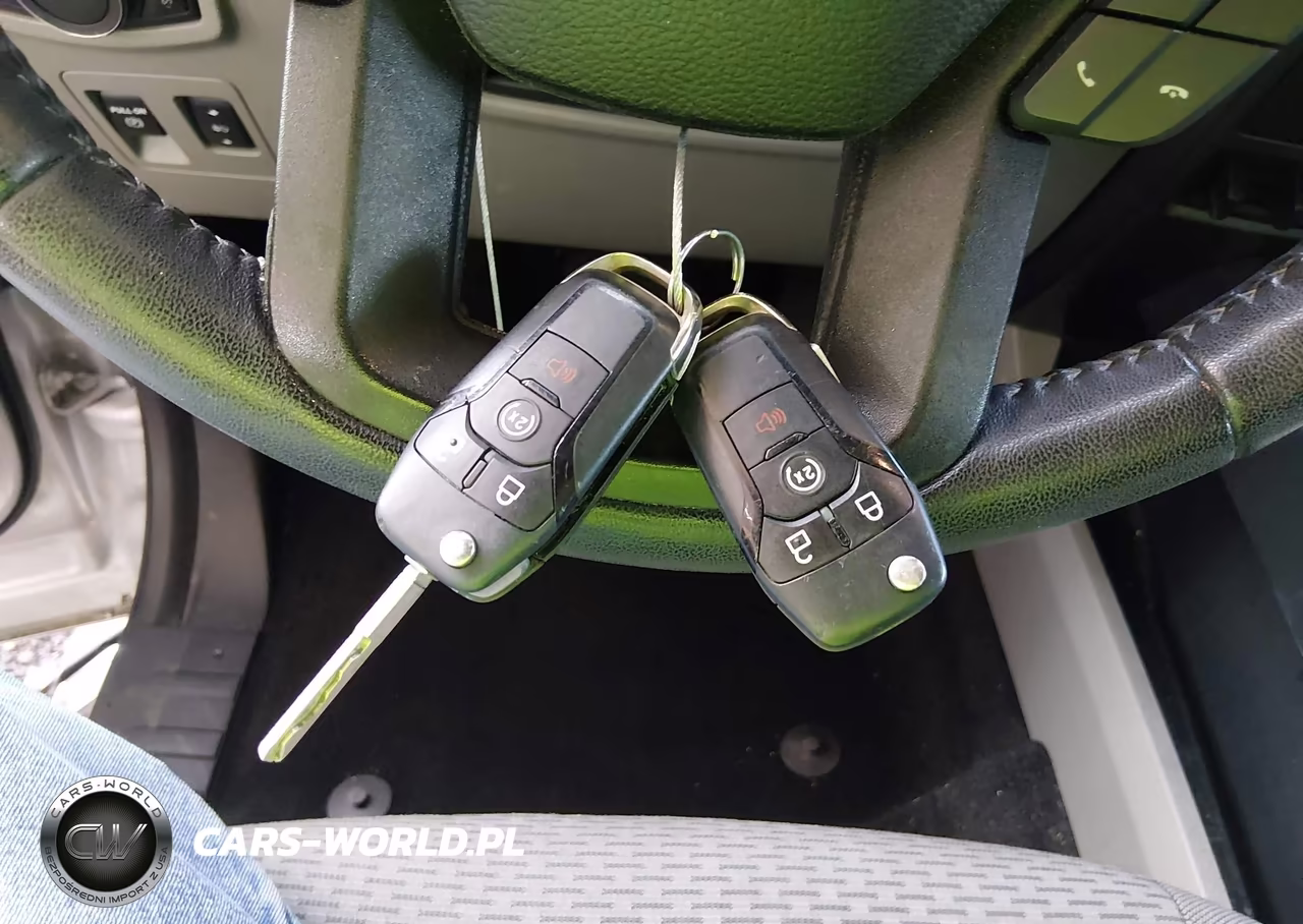 2018 Ford F-150 Xlt VIN:1FTEW1CPXJKC60902 - 11