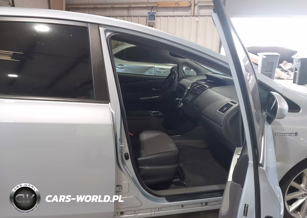 2012 Toyota Prius V Five VIN:JTDZN3EUXC3027425 - 5
