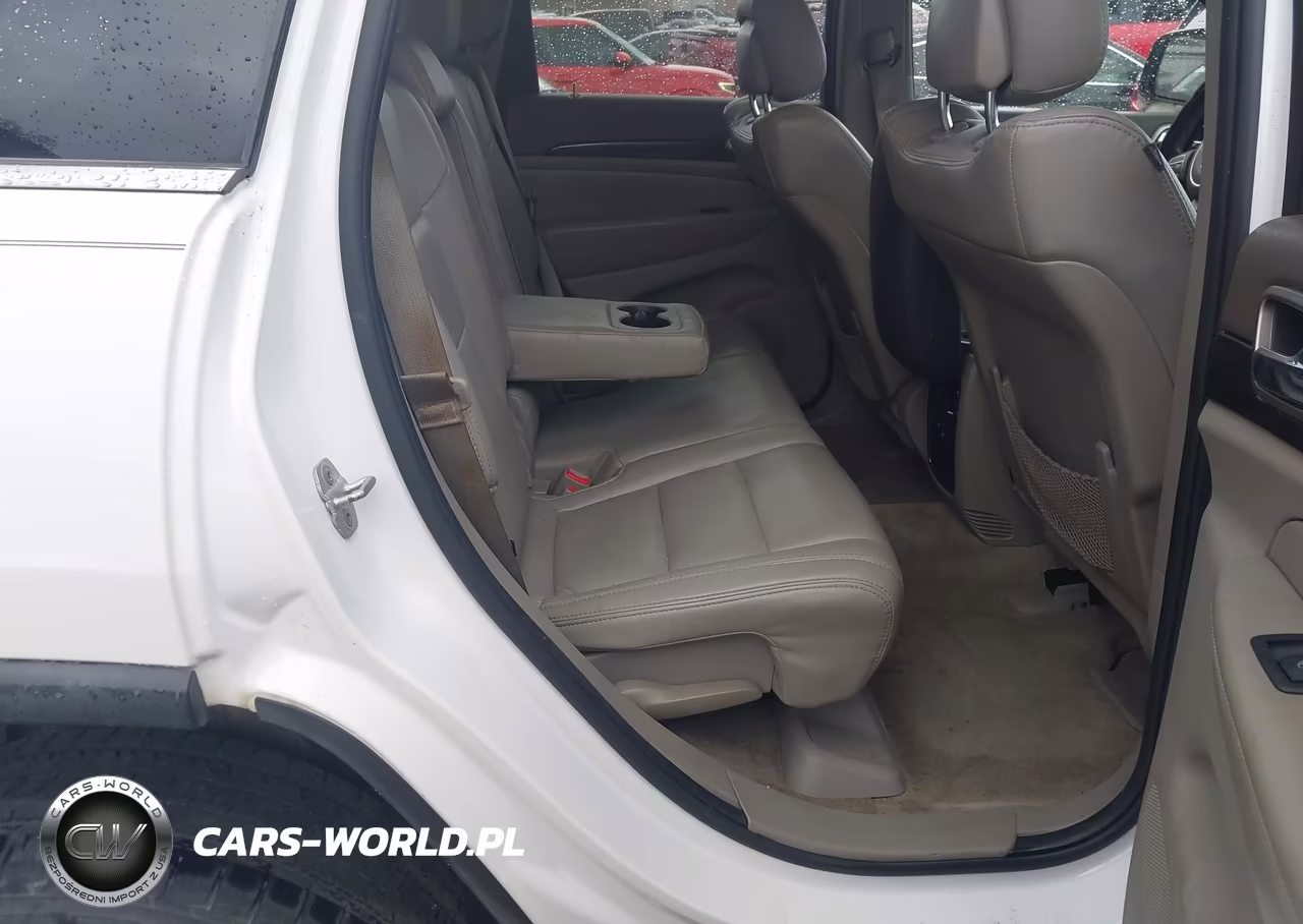2013 Jeep Grand Cherokee Laredo VIN:1C4RJEAG2DC549801 - 8