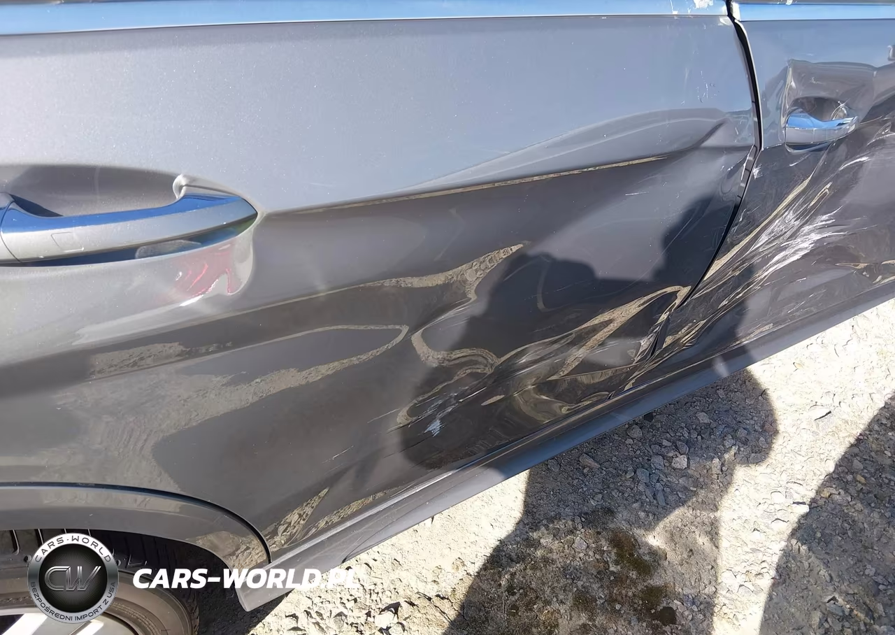 2015 Mercedes-Benz E 350 4Matic VIN:WDDHF8JB3FB141387 - 17