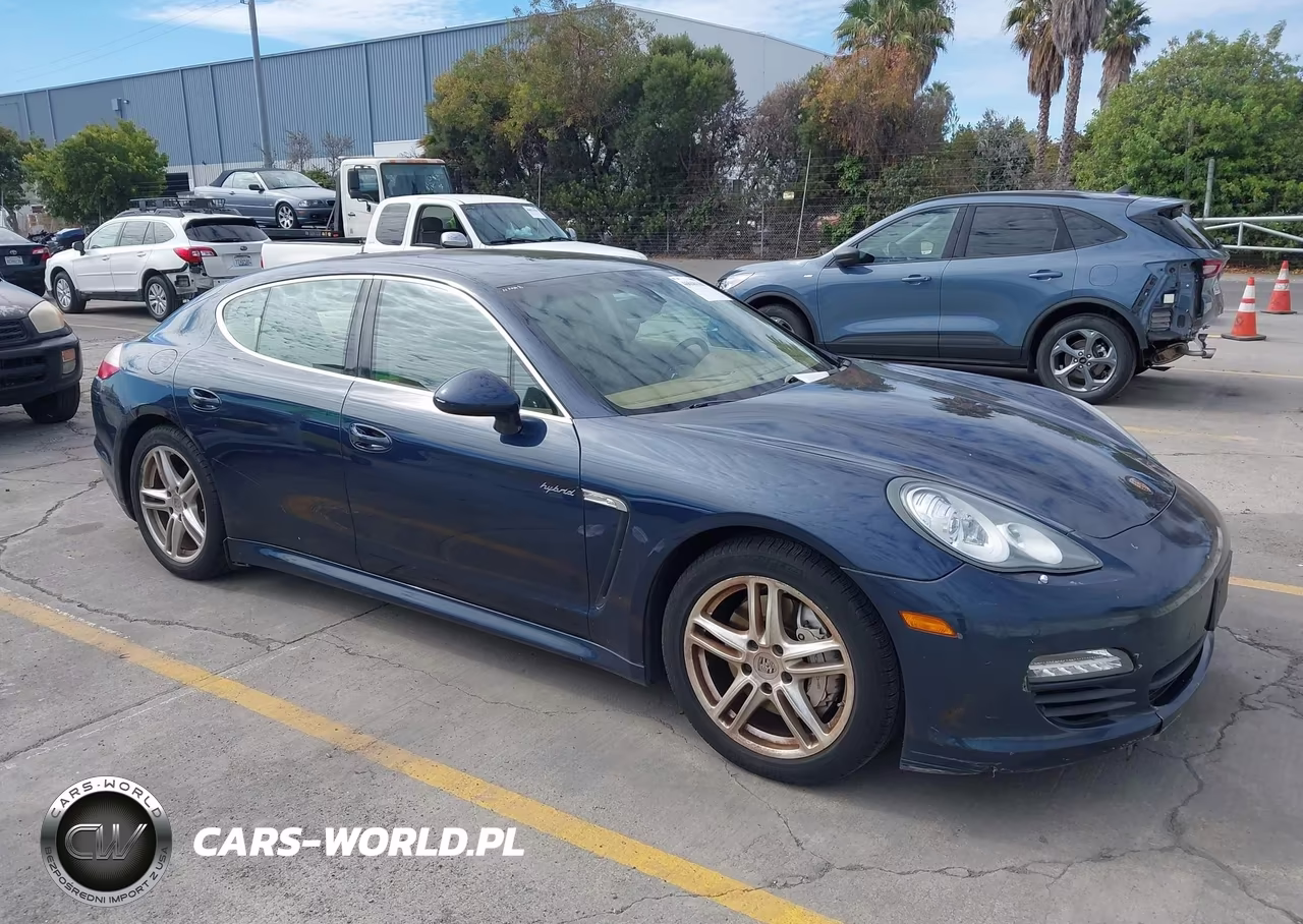 2012 Porsche Panamera Hybrid S