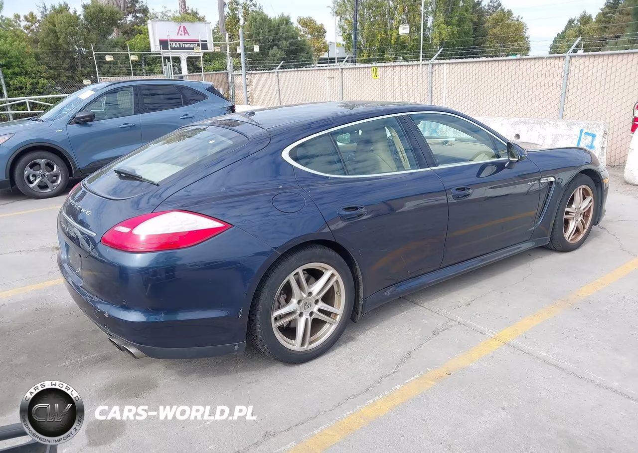 2012 Porsche Panamera Hybrid S VIN:WP0AD2A7XCL045563 - 4