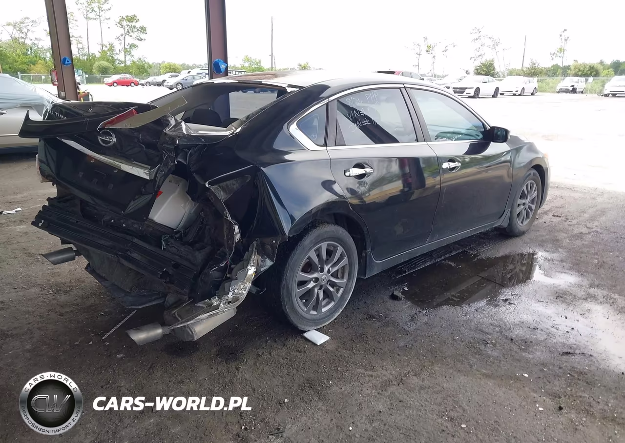 2015 Nissan Altima 2.5 S VIN:1N4AL3AP2FC170348 - 4