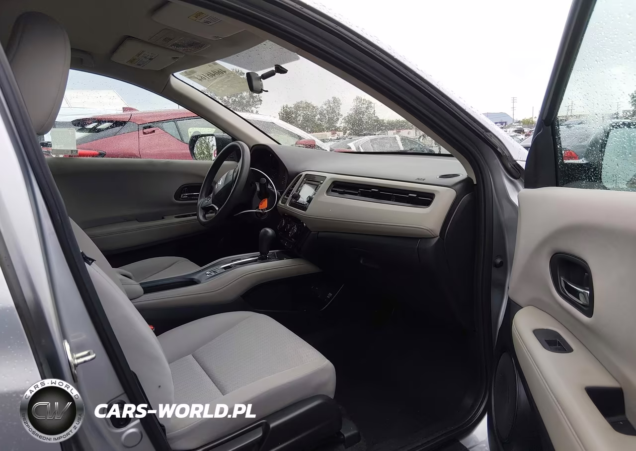 2018 Honda Hr-V Lx VIN:3CZRU5H38JM715480 - 5