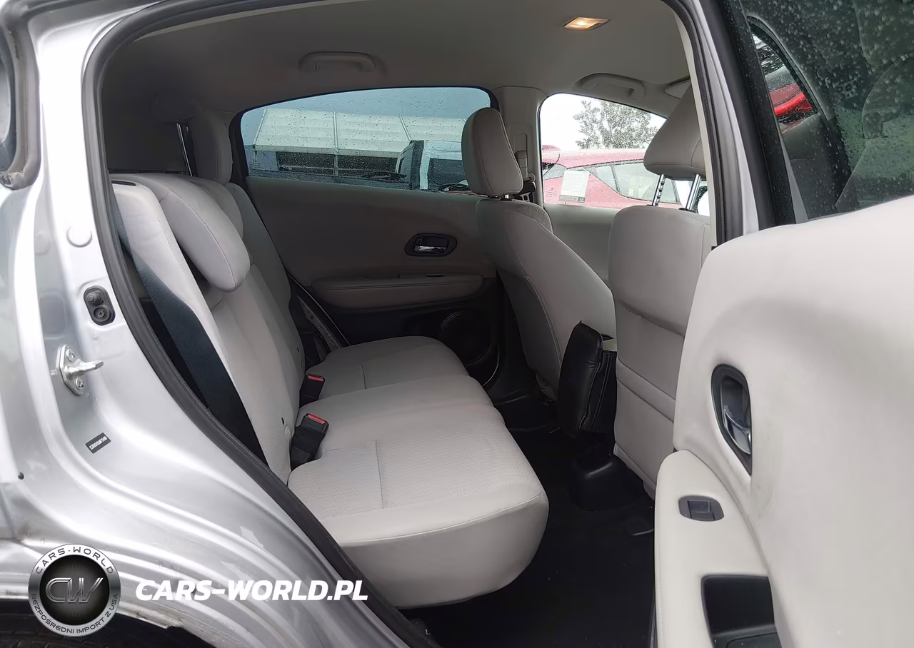 2018 Honda Hr-V Lx VIN:3CZRU5H38JM715480 - 8